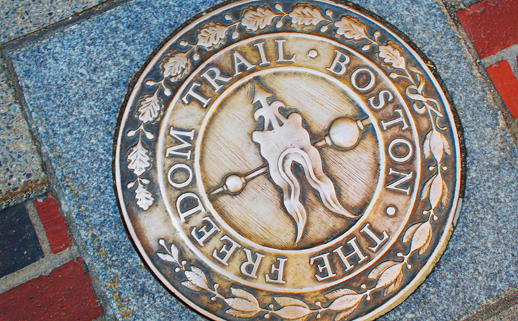 лагерь свободы в бостоне. бостон символы. тропа свободы (freedom trail) в бостоне. Freedom trail - boston, massachusetts. тропа свободы (freedom trail) в бостоне.